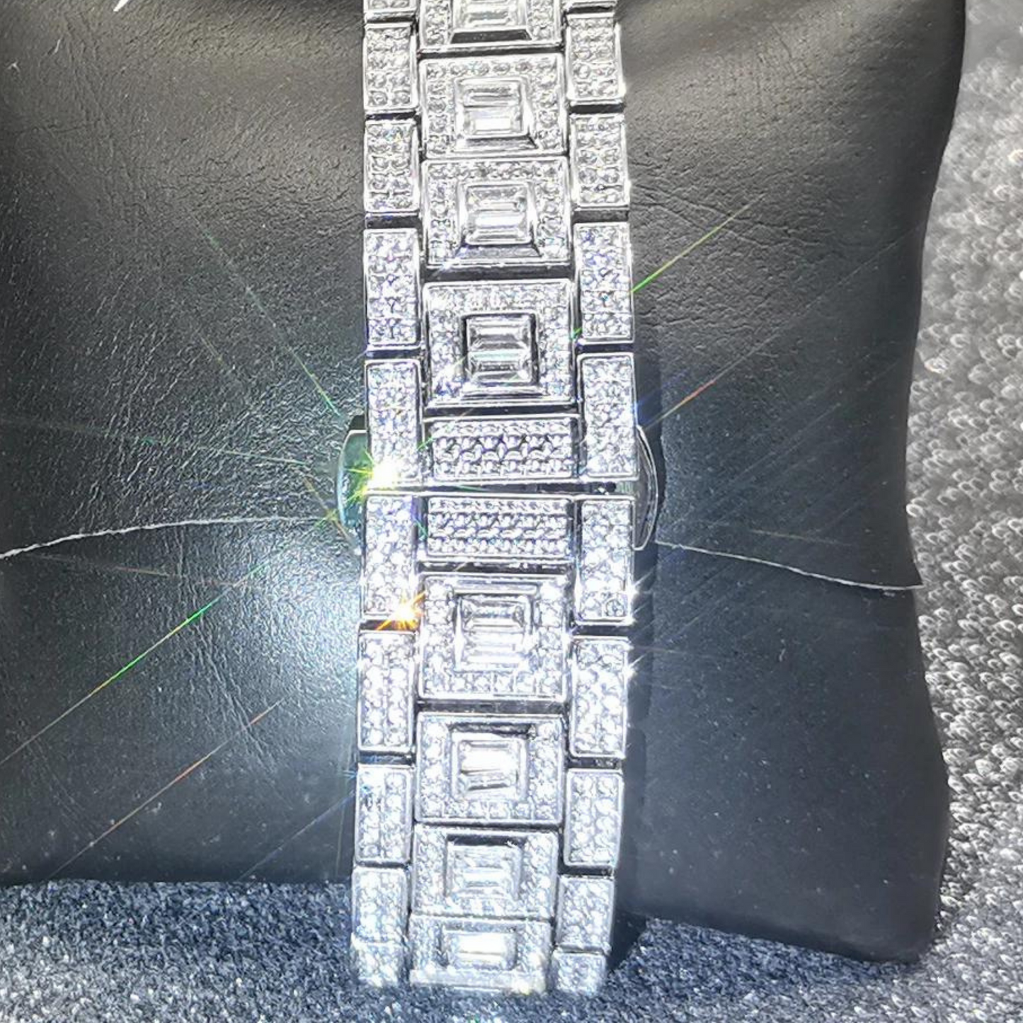 Deluxe Rainbow Dial GMT